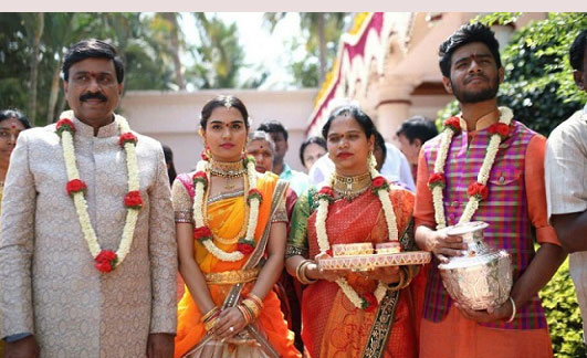 gali janardhana reddy,daughter wedding,it rides,wedding reception,celebrities  మైనింగ్ మాఫియాపై మళ్ళీ దాడి..! 